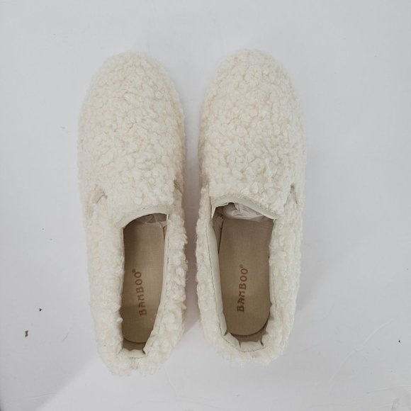 Bamboo Cream Fuzzy Slipper Bootie - Picture 11 of 12